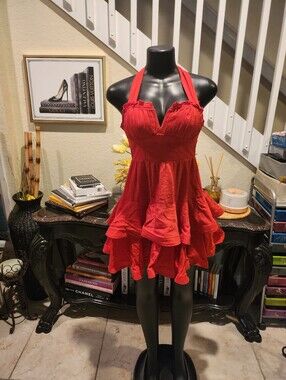 Garota dress size S